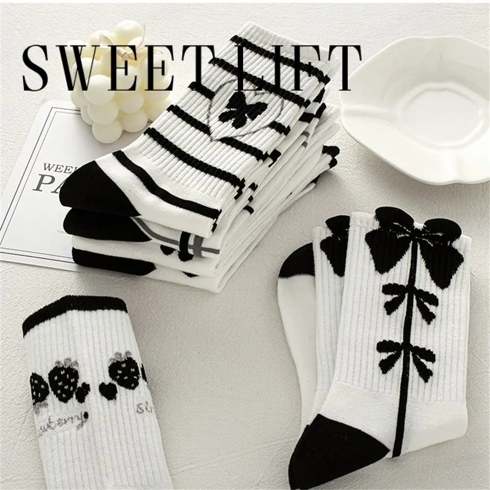 Дълги памучни чорапи Удобен материал Уютни ягодови чорапи Облекло Японски чорапи Прости и стилни трайни памучни чорапи