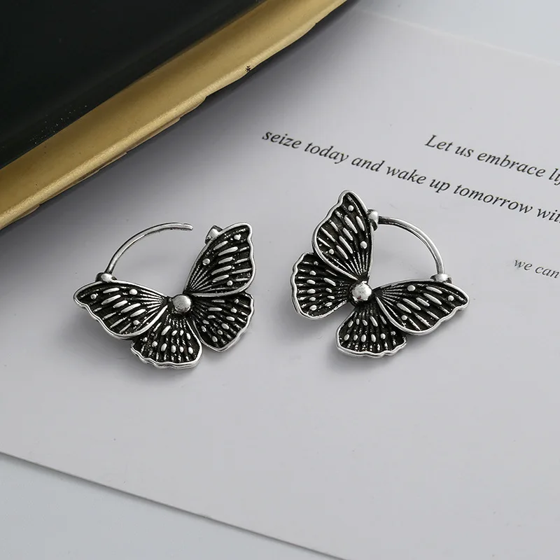 Сребърен цвят ретро пеперуда обеци за жени оригинален дизайн гравиране обица модерен личността бижута